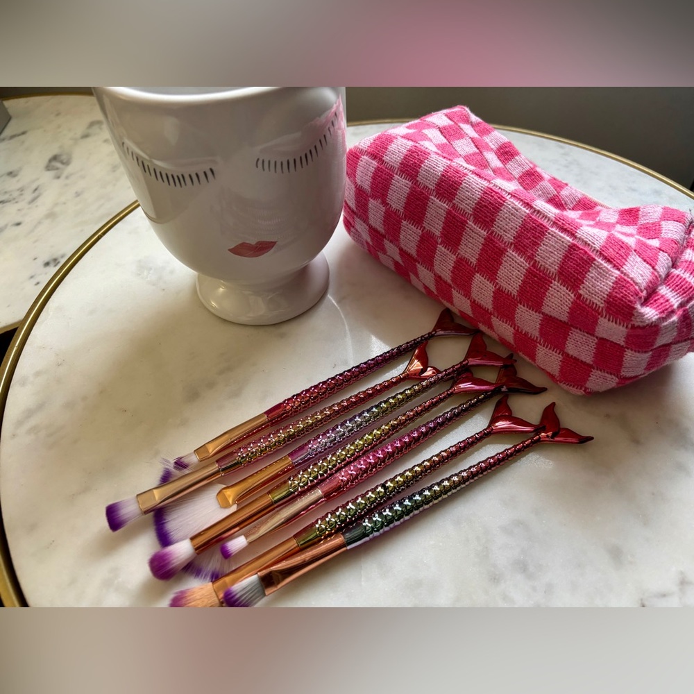 Mermaid Makeup Brush Set with Ceramic Cup & Gingham Cosmetic Bag - Picture 6 of 6